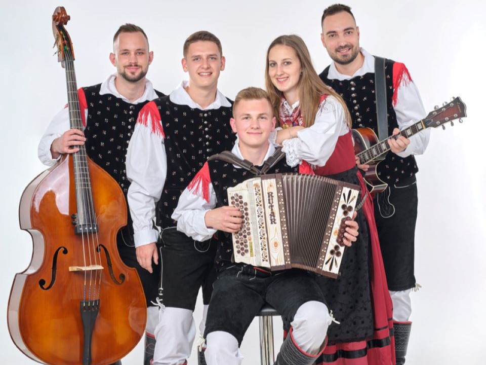 Zabava na Voglu - Guštni muzikanti